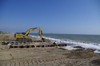 Image from Site Data from an Excavation and Mitigation between Sizewell Gap and Sizewell Beach, Part 2 of Galloper Offshore Wind Farm Onshore Archaeological Works 2014-2016