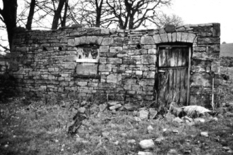 Ruined Barn off Windermere Road, Kendal Fell